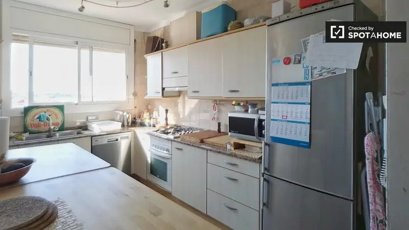 Apartamento 4 Dormitorios 2 Ba	nos Barcelona