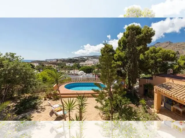 Casa-Villa de 4 Dormitorios en venta Mojácar, España
