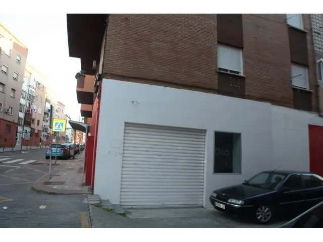 Local Comercial 750m2 San Miguel Supermercado Almacén Baños