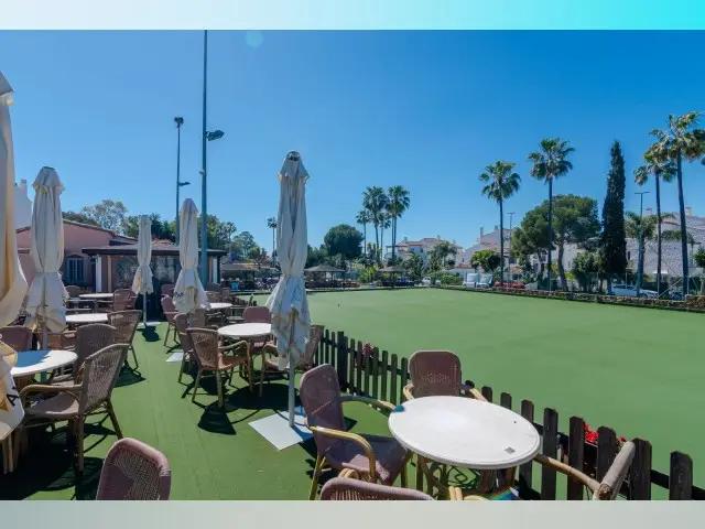 Venta de Club de Bolos en Benavista Espa	




a