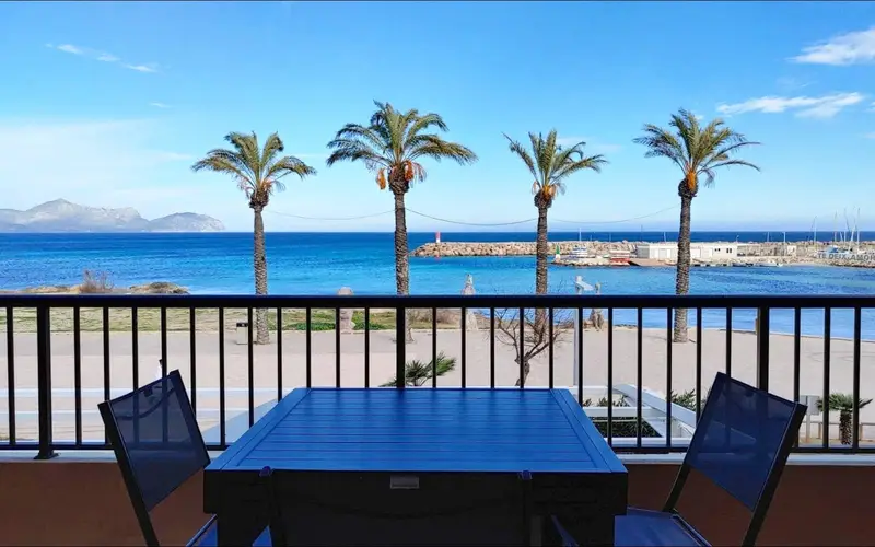 Apartamento en Ca'n Picafort con Vistas a la Bahía de Alcúdia