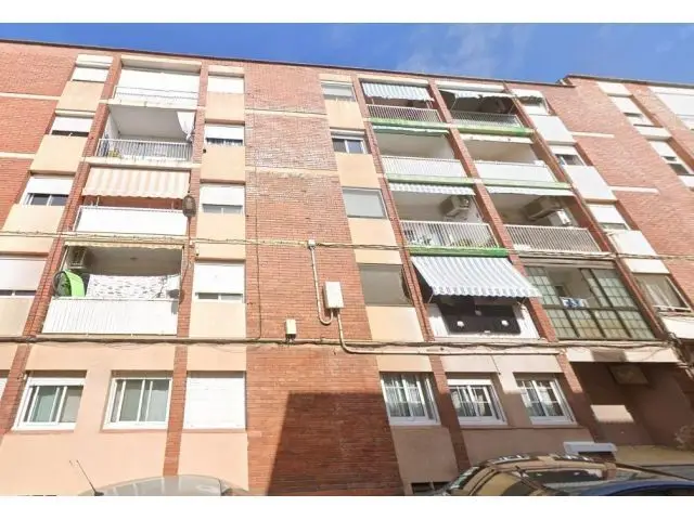 Piso Okupa en Venta Olesa de Montserrat Inversores
