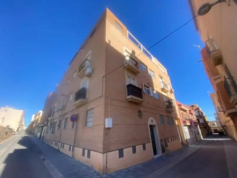 Piso en Venta en Almería cerca del Estadio Mediterráneo