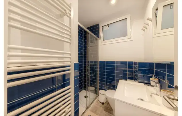 Alquiler Apartamento 5 Dormitorios Barcelona 3-24 Meses