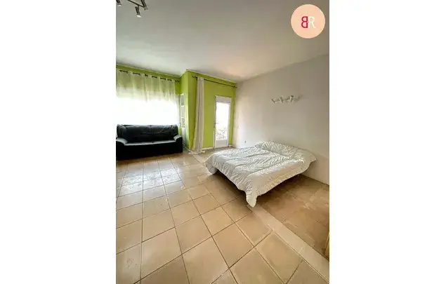 Habitaci
ón 110m² Alicante Alquiler Estancia Media Larga