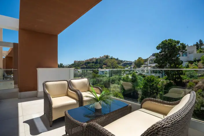 Atico 3 Dormitorios La Quinta Golf - Lujo y Solarium Privado