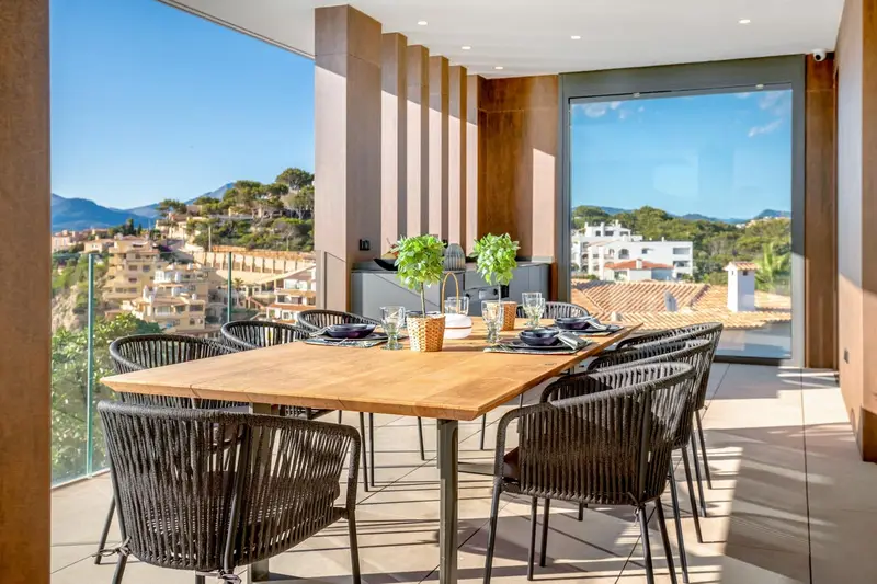 Chalet de Lujo en Venta en Santa Ponsa Mallorca