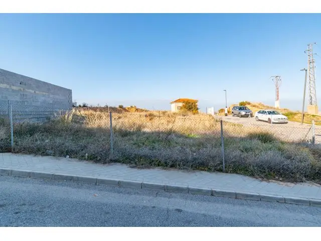 Solar Urbano Esquina Otura 200m2 Proyecto Incluido