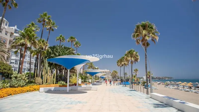 Estudio en planta baja Estepona centro cerca de la playa