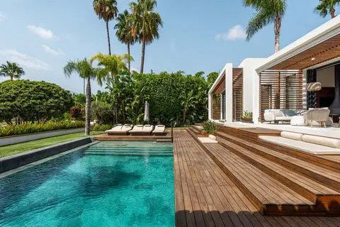 Casa Villa de Lujo 5 Dormitorios Nueva Andalucía