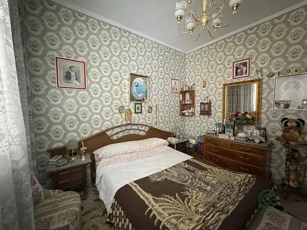 Casa en Avila con muchas posibilidades necesita reforma