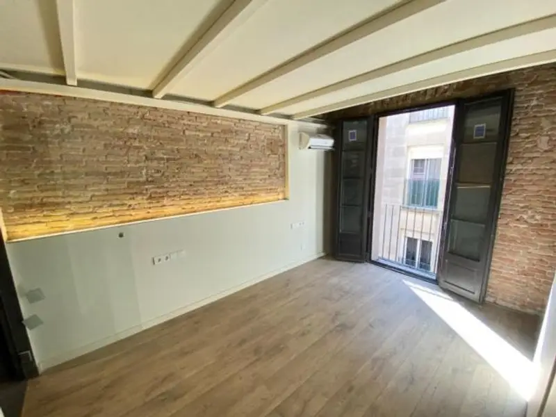 Atico en venta en El Raval, Barcelona