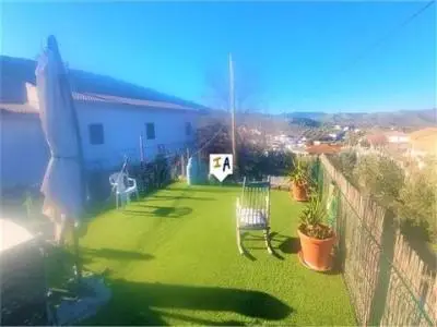 Cortijo con Jardín y Garaje en Sabariego Jaén