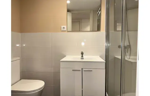 Rent a room in Madrid