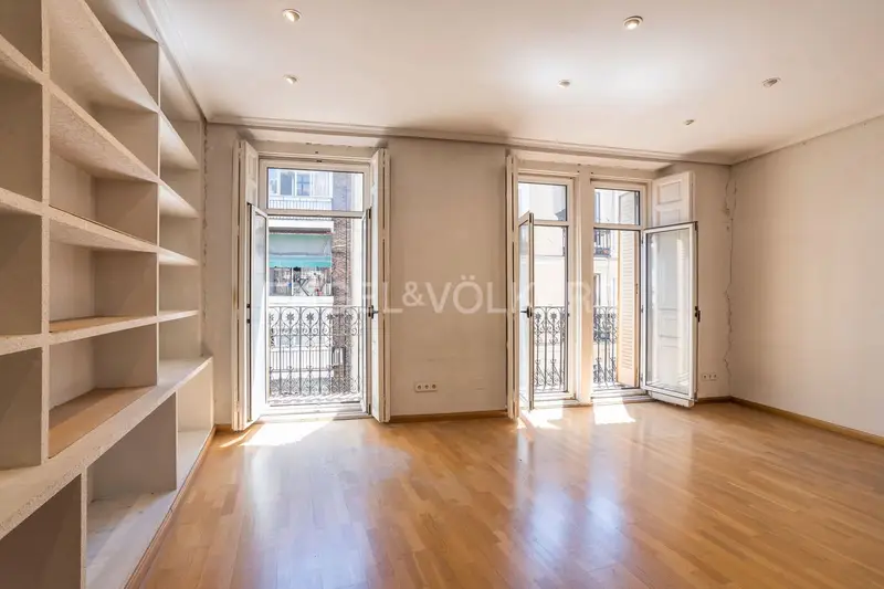 Apartamento en venta en Justicia, Madrid ciudad, Madrid