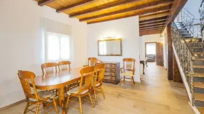 Chalet en Venta Alhaurin 4 Dormitorios Piscina Jardin
