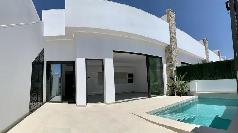 Adosados en Los Alcázares 3 Dormitorios 2 Baños Piscina