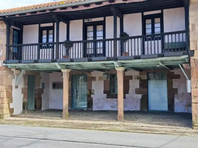 Casona con Finca en Mazcuerras - Restaurante, Hotel Rural o Vivienda Familiar