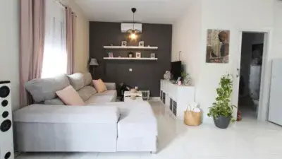 Casa Pareada Reformada Cerca de Sevilla