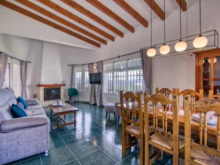 Casa-Villa de 3 Dormitorios alquiler Pegó, España