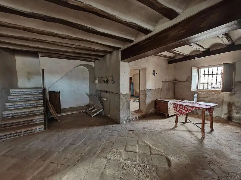 Casa de Campo con Bodega en Pinoso Alicante 6 Dormitorios