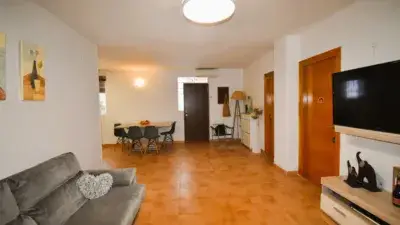 Chalet 3 Viviendas El Catllar