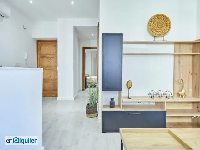 Se alquila apartamento en zona centro