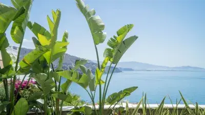 Villas de Lujo en Almuñécar con Piscina Privada y Vistas al Mar