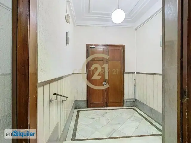 Alquiler Oficina Centro Málaga 116m2 4 Estancias