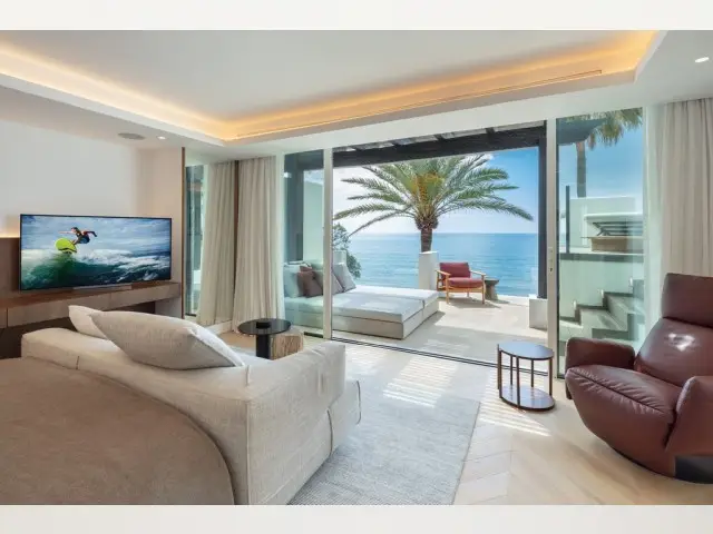 Atico Lujo 4 Dormitorios Milla de Oro Marbella Vistas al Mar