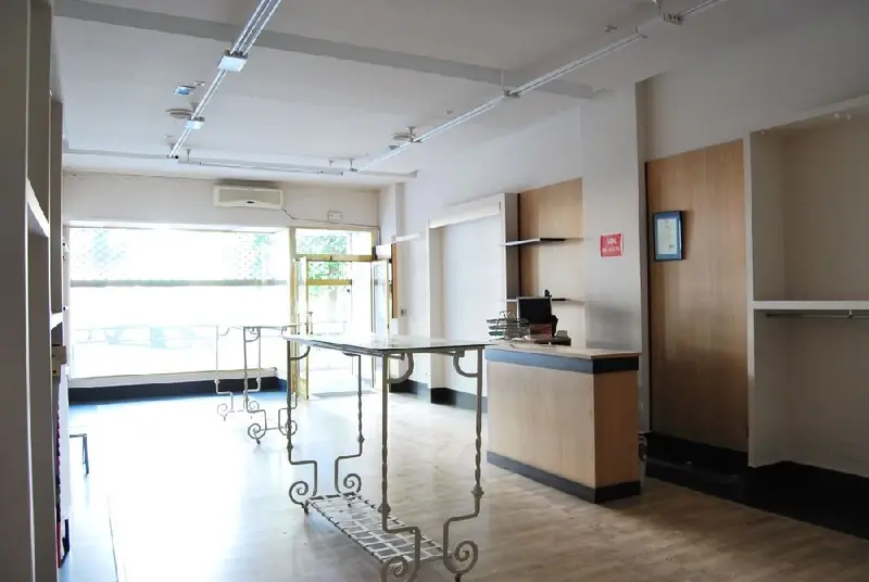 Venta Local Comercial Loja Centro 84m2 Ref 639