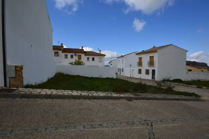 Venta Solar Urbano 90m2 Benaocaz