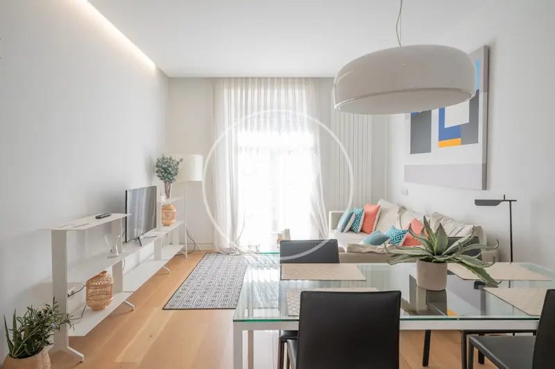 Vivienda en Alquiler Almagro 97m2 1 Dormitorio  Cerca Colon