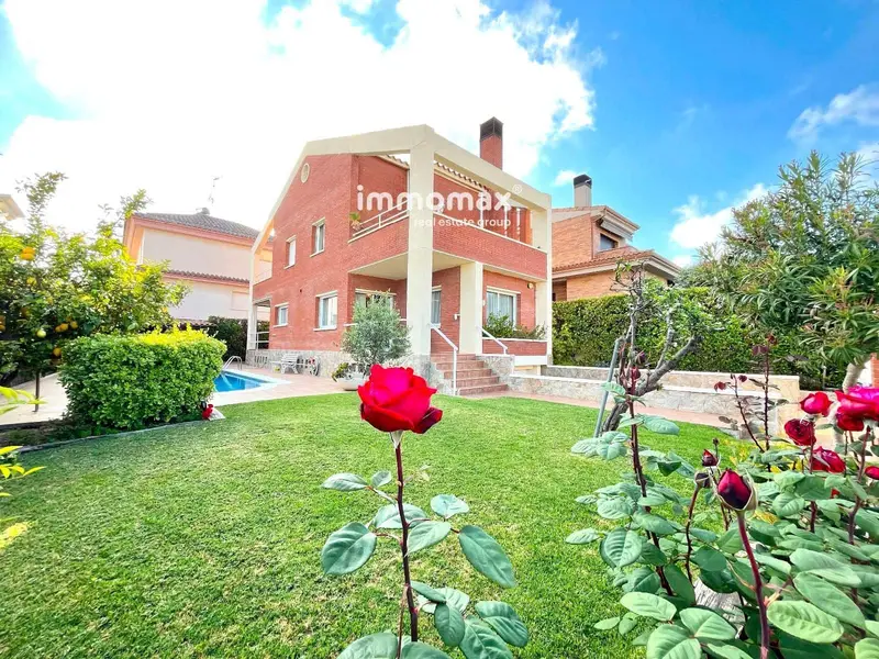 Chalet en Venta en Cubelles Barcelona