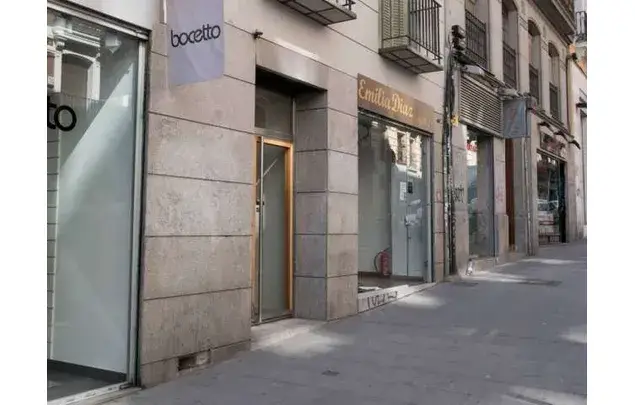 Apartamento 2 Dormitorios Madrid Embajadores Amueblado Terraza Mascotas