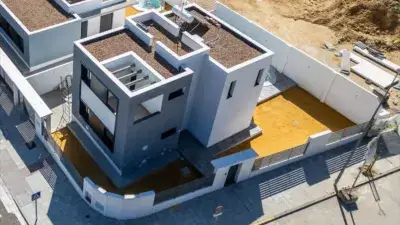 Chalet en Venta Campo Alegre 4 Dormitorios Piscina Privada