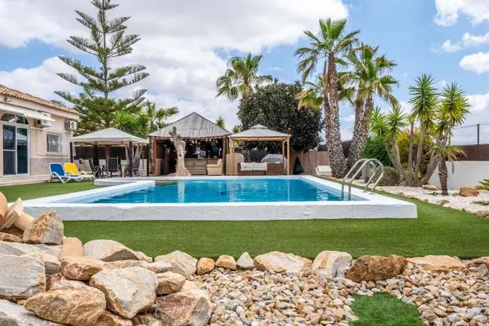 Villa de Lujo en Venta 6 Dormitorios Piscina Privada