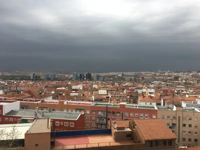 Vivienda familiar en venta cerca del Metro Portazgo