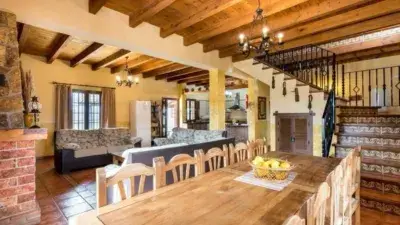 Chalet Rural con Piscina en Almogía Málaga Alta Rentabilidad