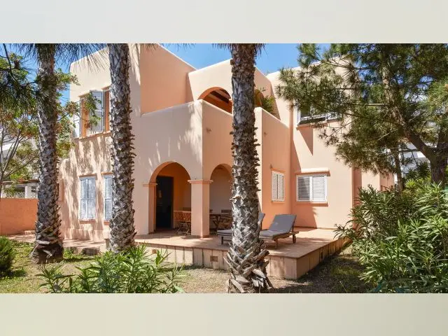 Apartamento 2 Dormitorios Ibiza Vistas al Mar Playa Cerca