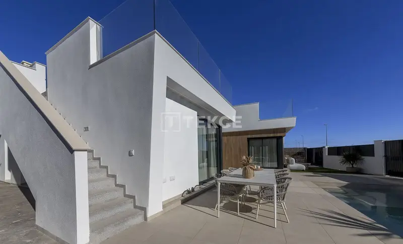 Villas de Lujo en Murcia con Vistas al Golf