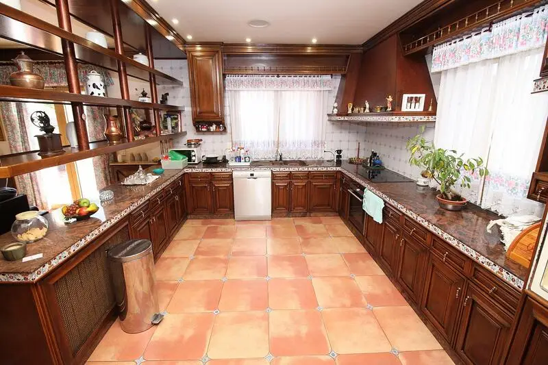 Gran Villa en Monovar 4 Dormitorios 4 Baños Piscina Garaje