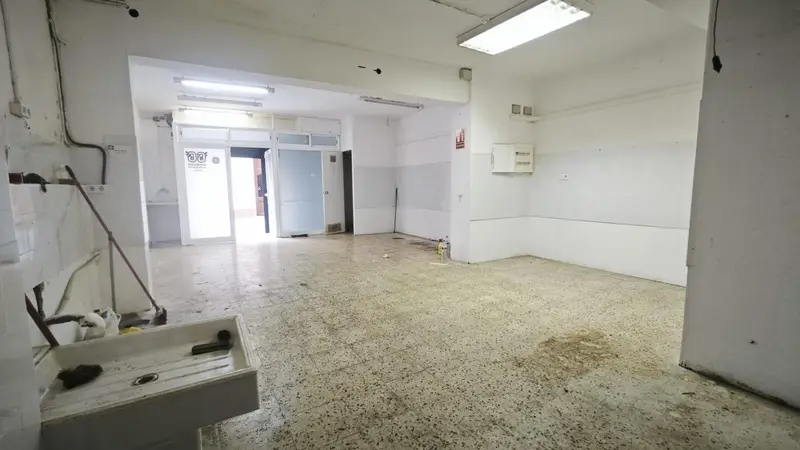 Venta Local Comercial Vila Gràcia Barcelona 135m2
