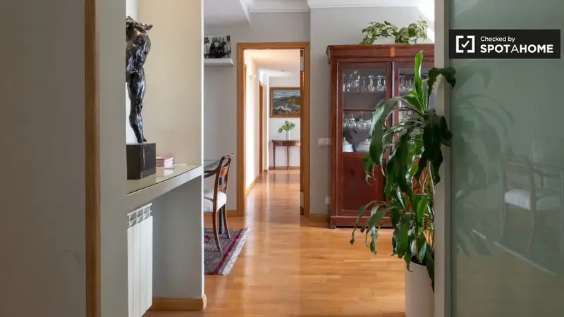 Apartamento en Madrid 4 dormitorios 2 baños Spotahome