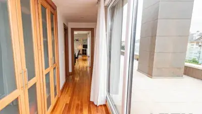 Alquiler Ático Amueblado con Terraza y Piscina en Santander