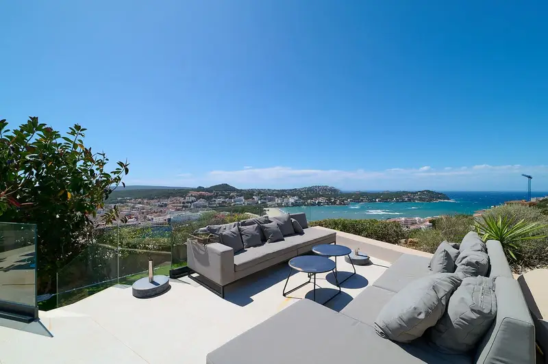 Chalet de Lujo en Santa Ponsa con Vistas al Mar
