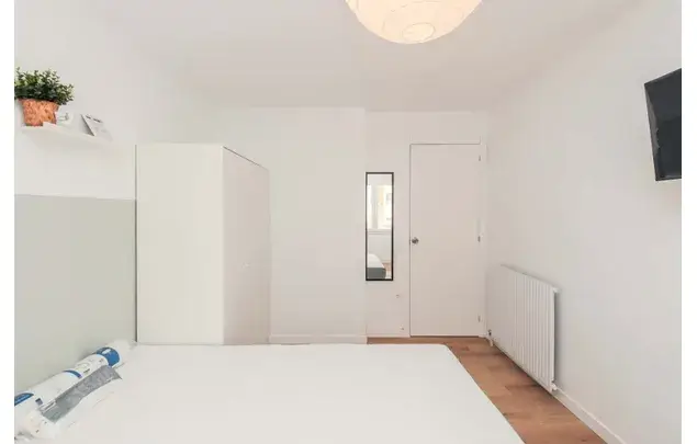 Habitacion 127m2 Reus Estancia Media Larga