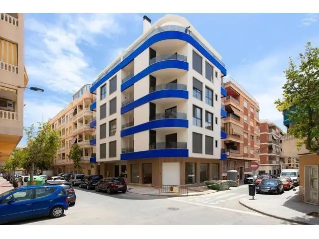 Apartamento nuevo Torrevieja cerca playa del Cura 90m2 2 habitaciones