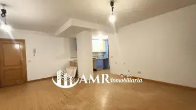 Piso en venta en Lominchar