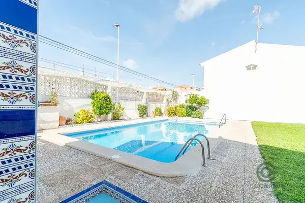 Adosado en Los Frutales Torrevieja 70m2 3 habitaciones 2 baños